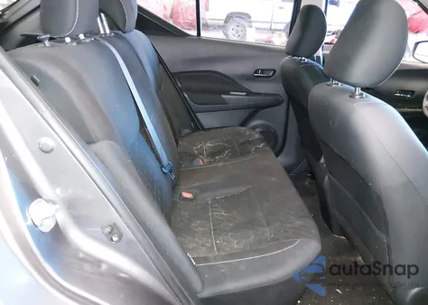 2021 Nissan Kicks Sv Xtronic Cvt z USA, uszkodzony, nr VIN 3N1CP5CV9ML478183